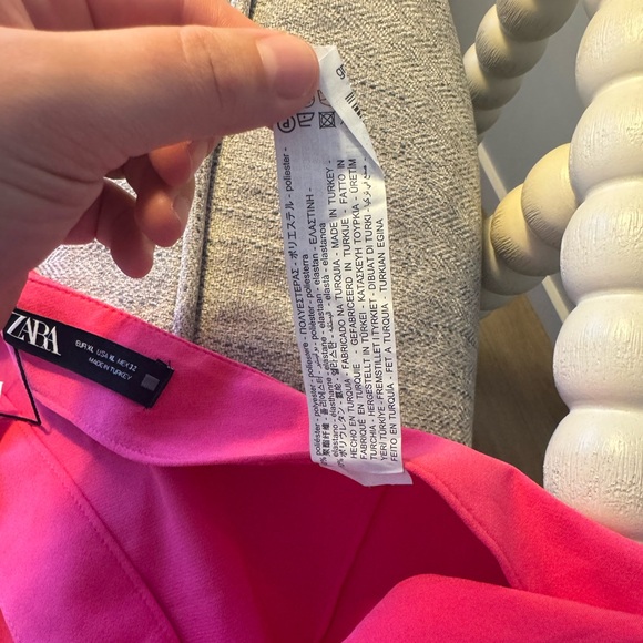 ZARA SKORT WITH BOW Fuchsia SIZE XL
| 3666/222 - Picture 6 of 8